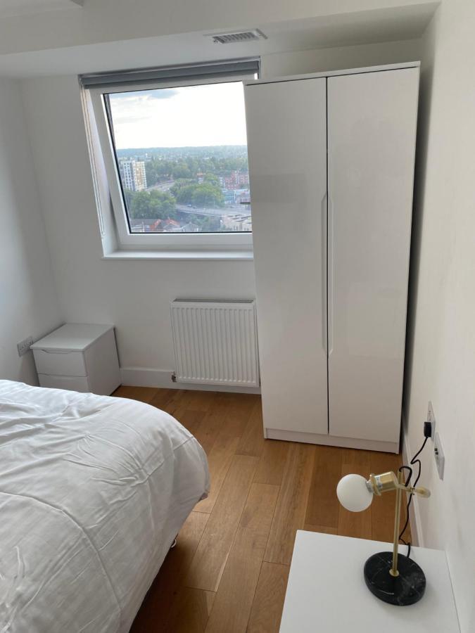 Morden 1 Bedroom City- Apt Central Stylish Living Croydon Exteriér fotografie